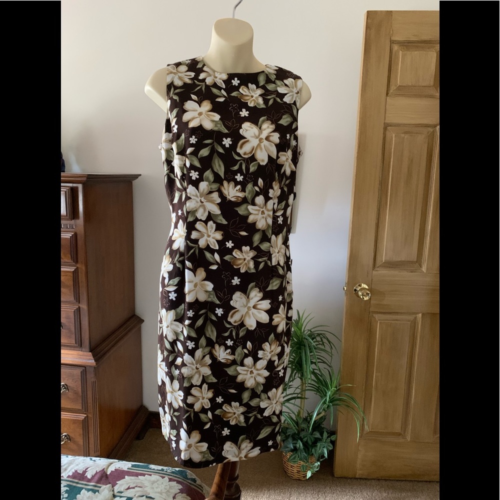Brown/magnolia  Floral dress